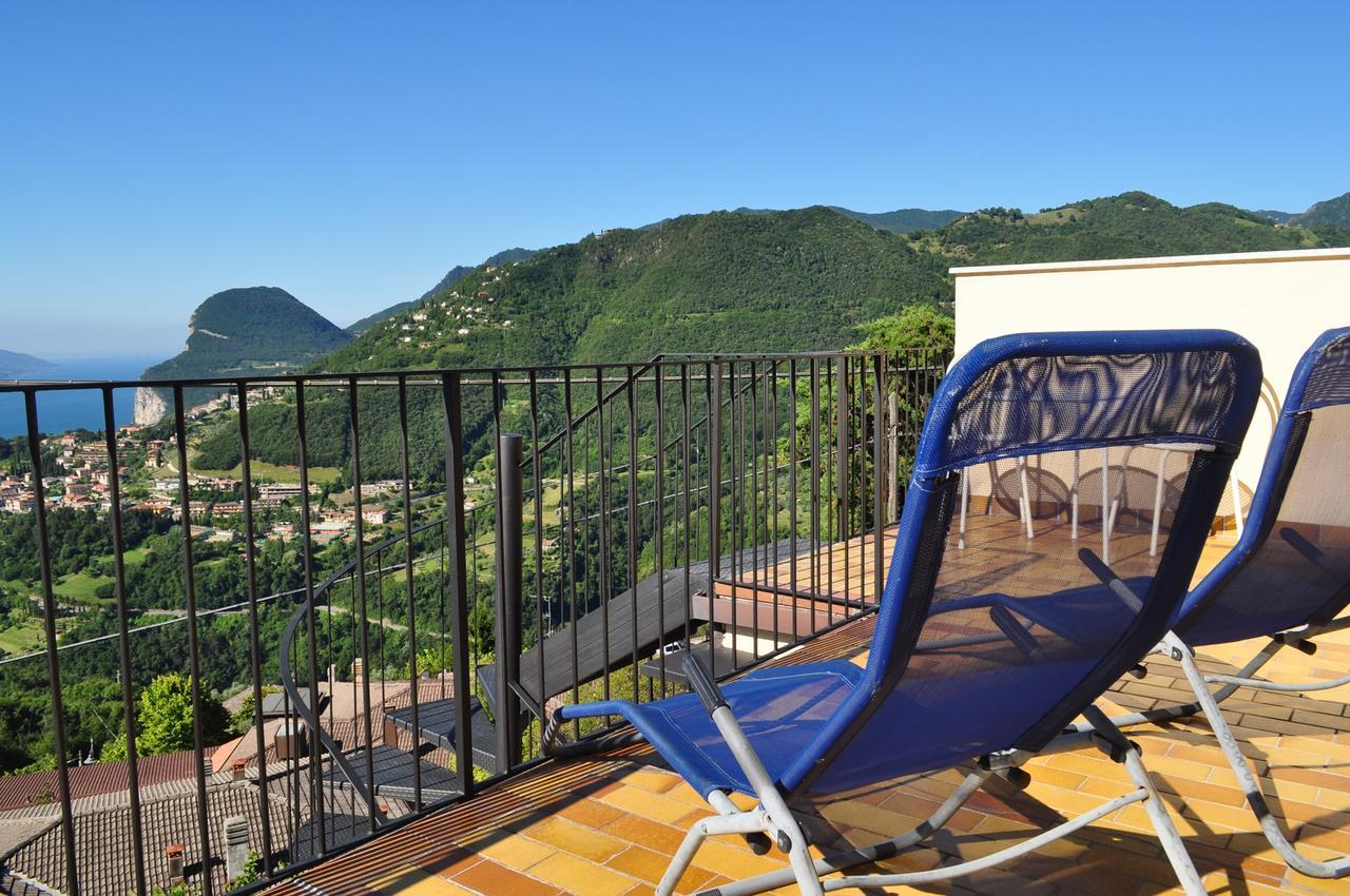 Holiday Home Near Monte Baldo In Tremosine Sul Garda Buitenkant foto